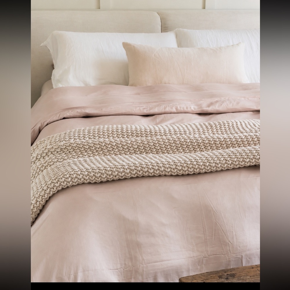 QUINCE Silky Smooth Viscose Bamboo King duvet cover Soft Blush new package $323